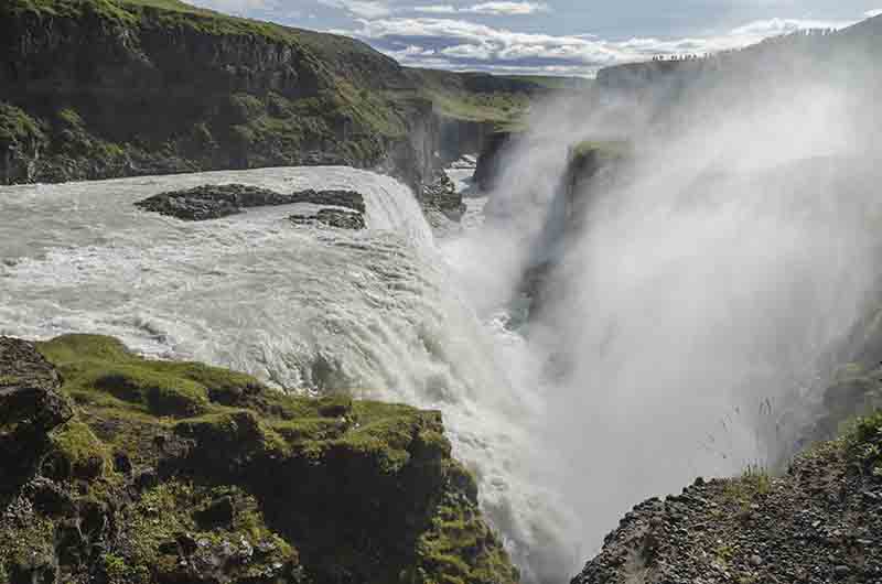 Islandia 045 - catarata de Gullfoss.jpg